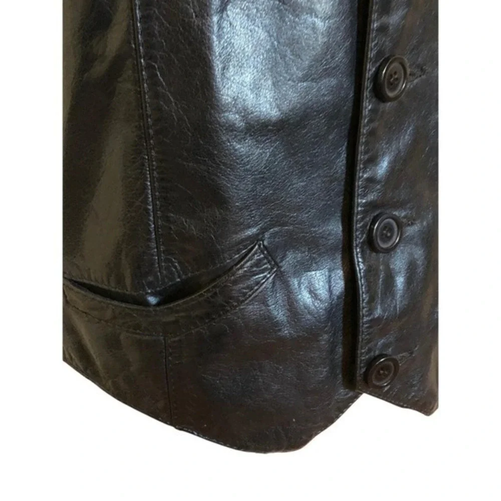 Chess King black leather